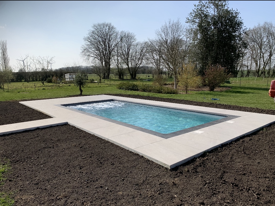 Réalisation d’une piscine de 9m x 4m